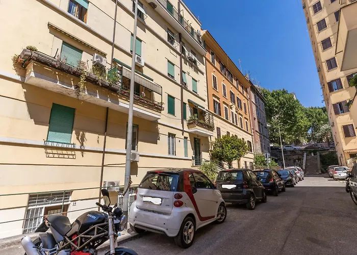 Trilocale Indipendente Vicino Metro Per Colosseo - Domus In * Roma